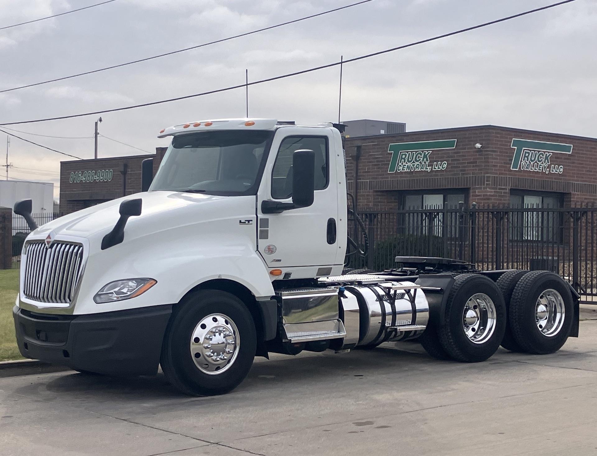 2019 International LT625