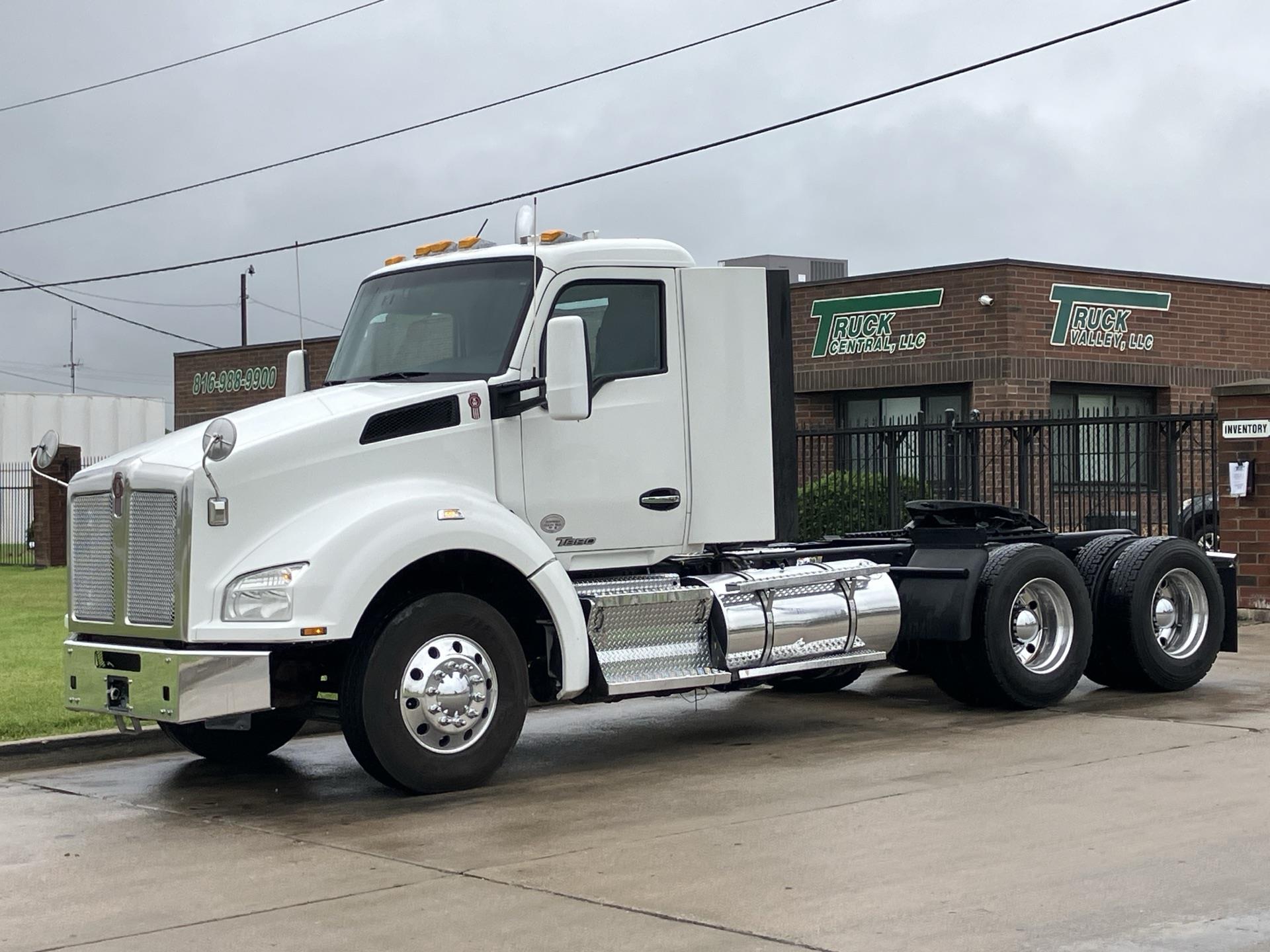2020 Kenworth T-880