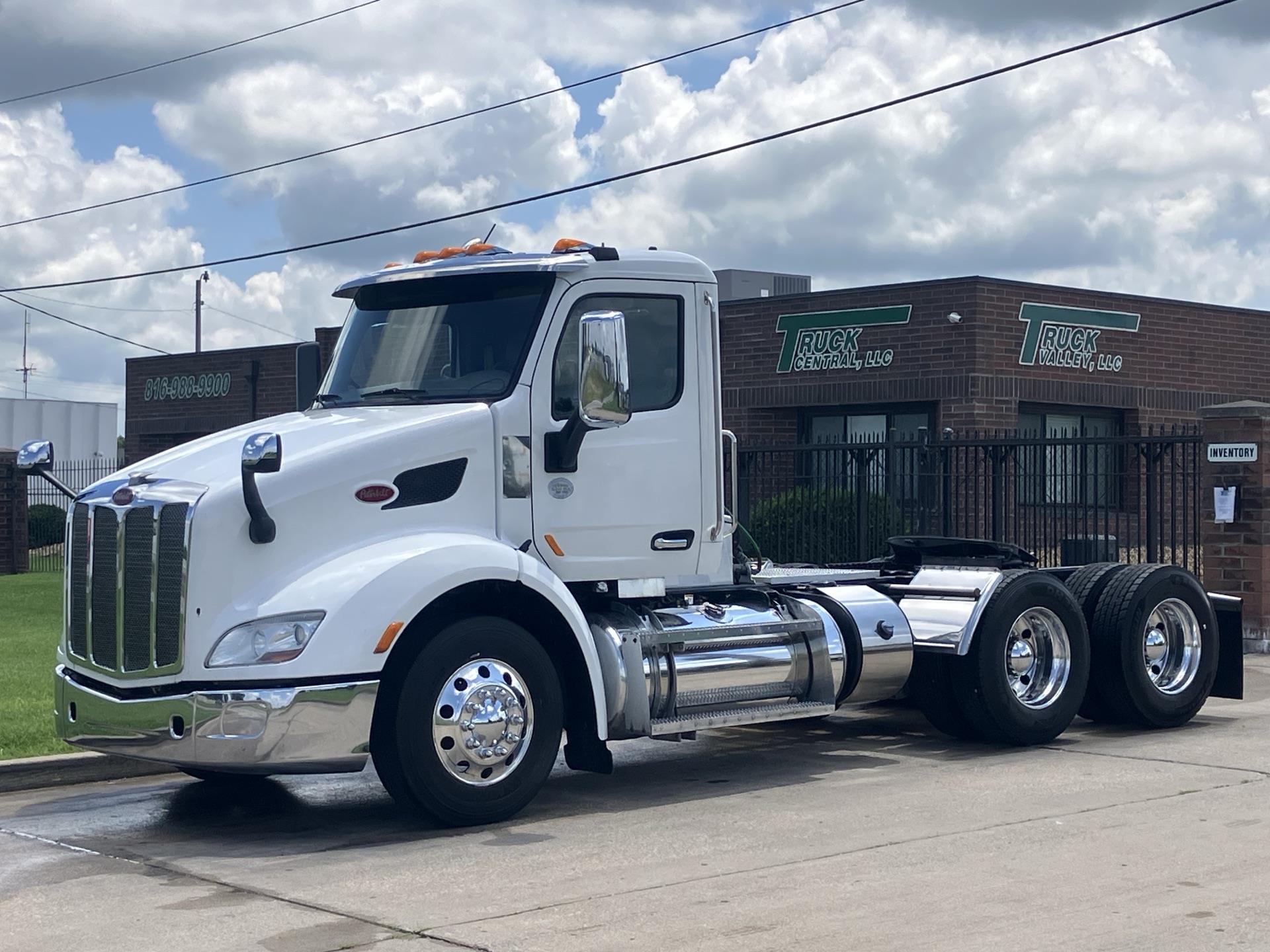2016 Peterbilt 579