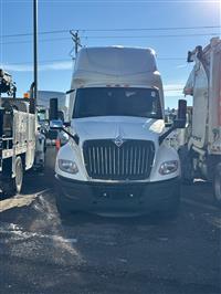 2022 International LT625