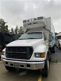 2001 Ford F750