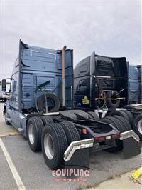 2014 VOLVO TRUCK VNL