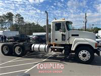 2009 Mack CHU613 DAYCAB