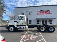 2009 Mack CHU613 DAYCAB