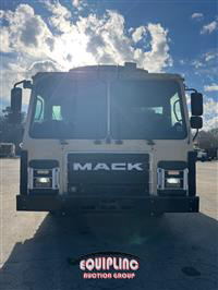 2016 Mack LR