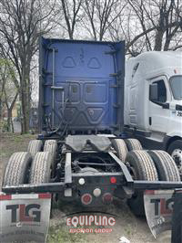 2015 Freightliner CASCADIA