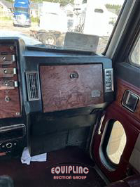 1998 Peterbilt 379