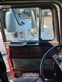 1998 Peterbilt 379