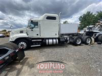 2015 Mack CXU613