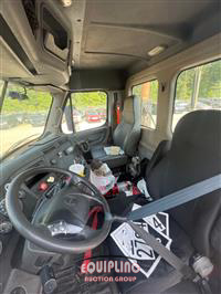 2014 Freightliner CASCADIA
