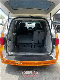 2010 VOLKSWAGEN ROUTAN