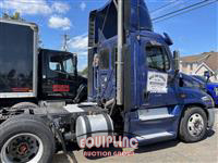 2015 Freightliner CA125DC