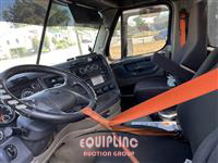 2015 Freightliner CA125DC