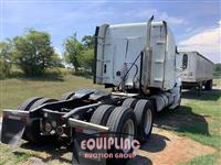 2013 Freightliner Columbia - 120