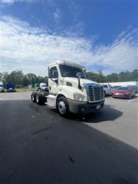 2011 Freightliner CASCADIA