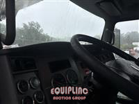 2013 Kenworth T370 BUCKET TRUCK