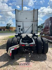 2016 Volvo VNL