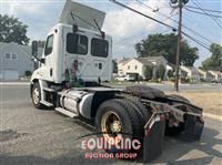 2015 Freightliner CASCADIA