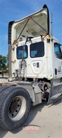 2016 Freightliner CASCADIA