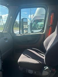 2017 Freightliner CASCADIA