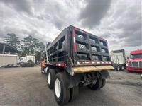 2014 Volvo VHD