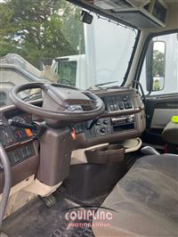 2016 VOLVO TRUCK VNL