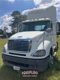 2013 Freightliner Columbia