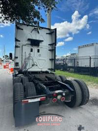 2017 Freightliner CASCADIA