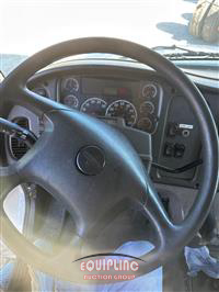 2007 Freightliner M2 106