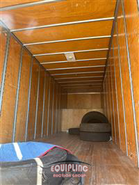2007 Freightliner M2 106