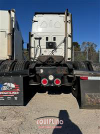 2016 Freightliner CASCADIA