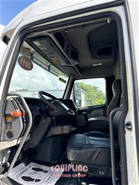 2011 VOLVO TRUCK VNL630