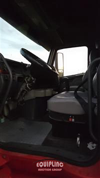 2012 Volvo VNL610