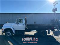 1997 Ford F800