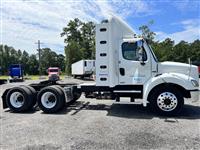 2011 Freightliner M2