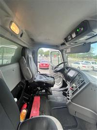 2011 Freightliner M2 112