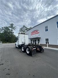 2011 Freightliner M2 112