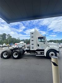 2011 Freightliner M2 112