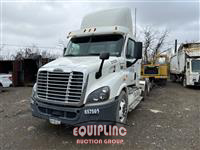 2015 Freightliner CASCADIA