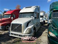 2006 VOLVO TRUCK VNL