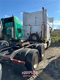 2006 VOLVO TRUCK VNL