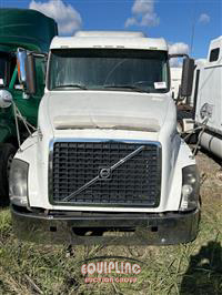 2010 VOLVO TRUCK VNL