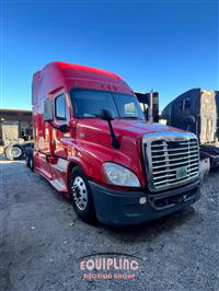 2015 Freightliner CA125SLP