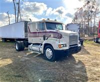 1997 Freightliner Med. Conv. Single Axle