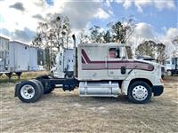 1997 Freightliner Med. Conv. Single Axle