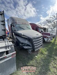 2020 Freightliner CASCADIA