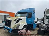 2014 VOLVO TRUCK VNL64T