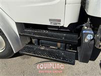 2011 Freightliner M2