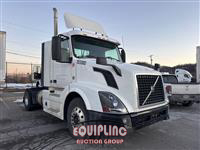 2013 VOLVO TRUCK VNL