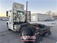 2013 VOLVO TRUCK VNL